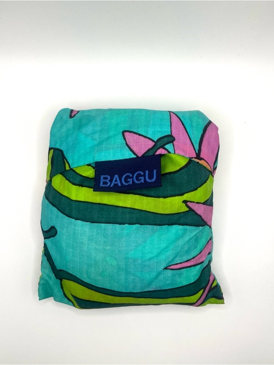 BAGGU Handbags - BAGGU Reusable Bag in green zucchini print RETIRED